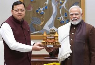 cm dhami with pm modi जल्द ही चारधाम शीतकालीन यात्रा पर उत्तराखंड आएंगे पीएम मोदी