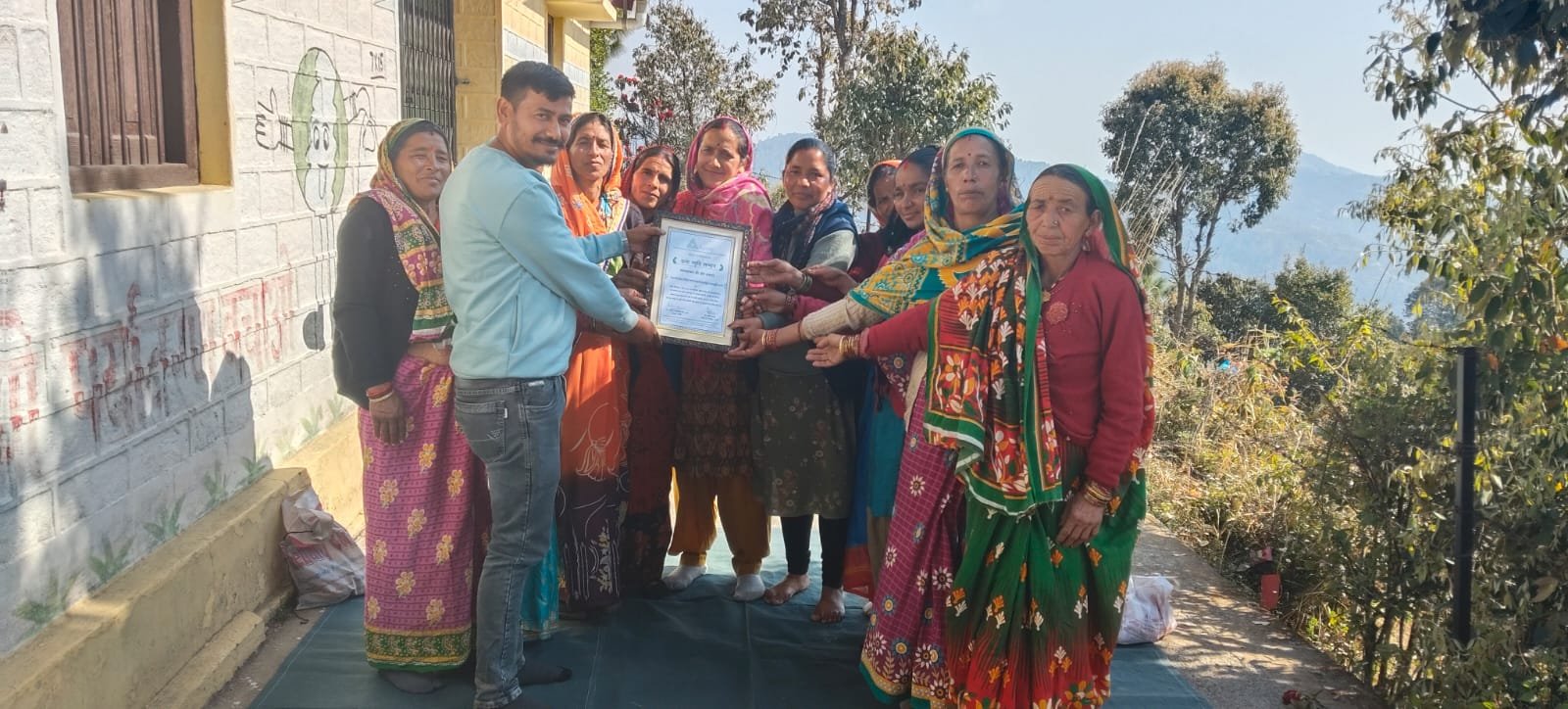 IMG 20250323 WA0014 धानाचूली समूह ऊना स्मृति सम्मान 2025 से सम्मानित