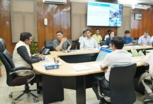 cs meeting पर्यटन प्रदेश की बैकबोन, नए पर्यटक स्थलों को भी करें विकसित: मुख्य सचिव