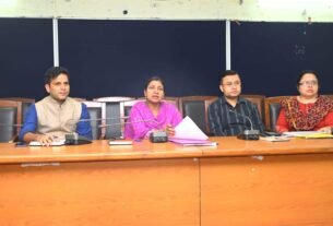 28HLD8 1 उत्तराखंड राज्य स्थापना की रजत जयंती समारोह के सफल आयोजन के लिए सीडीओ ने ली बैठक