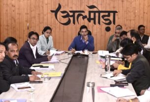 a7abea8f 4f1d 43bb 8cf8 61f536a21cb0 सीएम हेल्पलाइन समीक्षा में एक्शन मोड में अल्मोड़ा के डीएम अंशुल सिंह