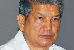 harish rawat पूर्व मुख्यमंत्री हरीश रावत की कार दुर्घटनाग्रस्त, बाल-बाल बचे