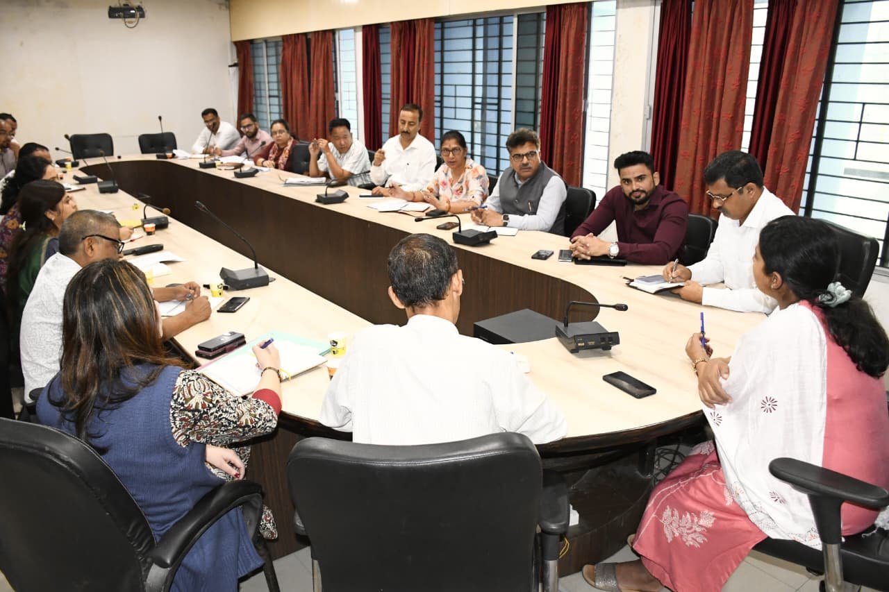 meeting रजत जयंती वर्ष पर 1 से 9 नवम्बर तक मनाया जाएगा राज्य स्थापना सप्ताह