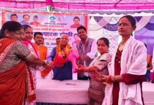 IMG 20251102 WA0008 कालाढूंगी एवं रामनगर क्षेत्रों की 40 महिला दुग्ध समितियों की सामूहिक गोष्ठियाँ आयोजित