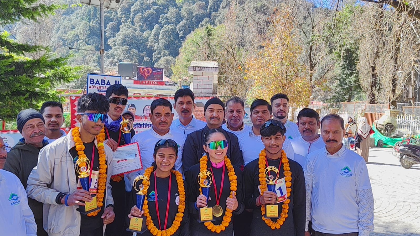 IMG 20251106 WA0014 नैनीताल दुग्ध संघ की साइकिल रेस के विजेता बने इशांत अधिकारी और अवनी दर्याल 