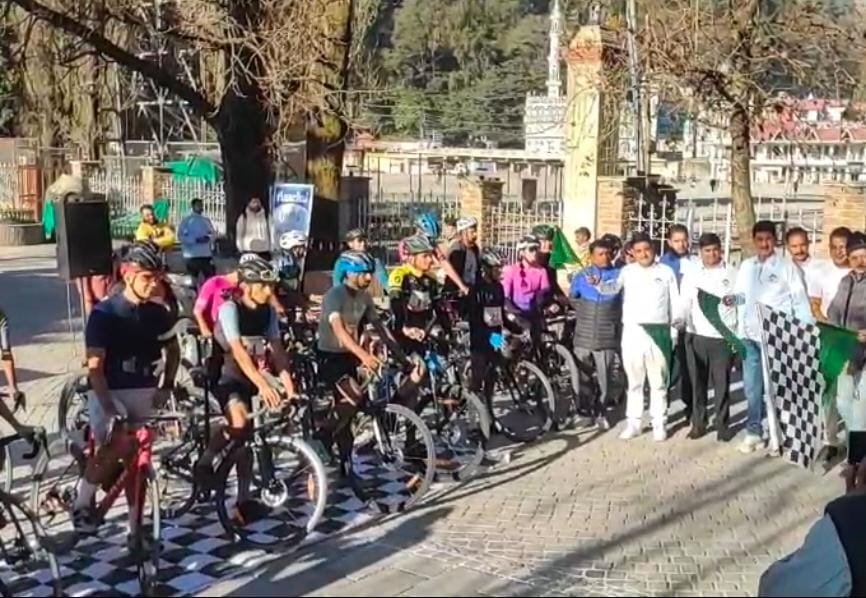 IMG 20251106 WA0028 नैनीताल दुग्ध संघ की साइकिल रेस के विजेता बने इशांत अधिकारी और अवनी दर्याल 