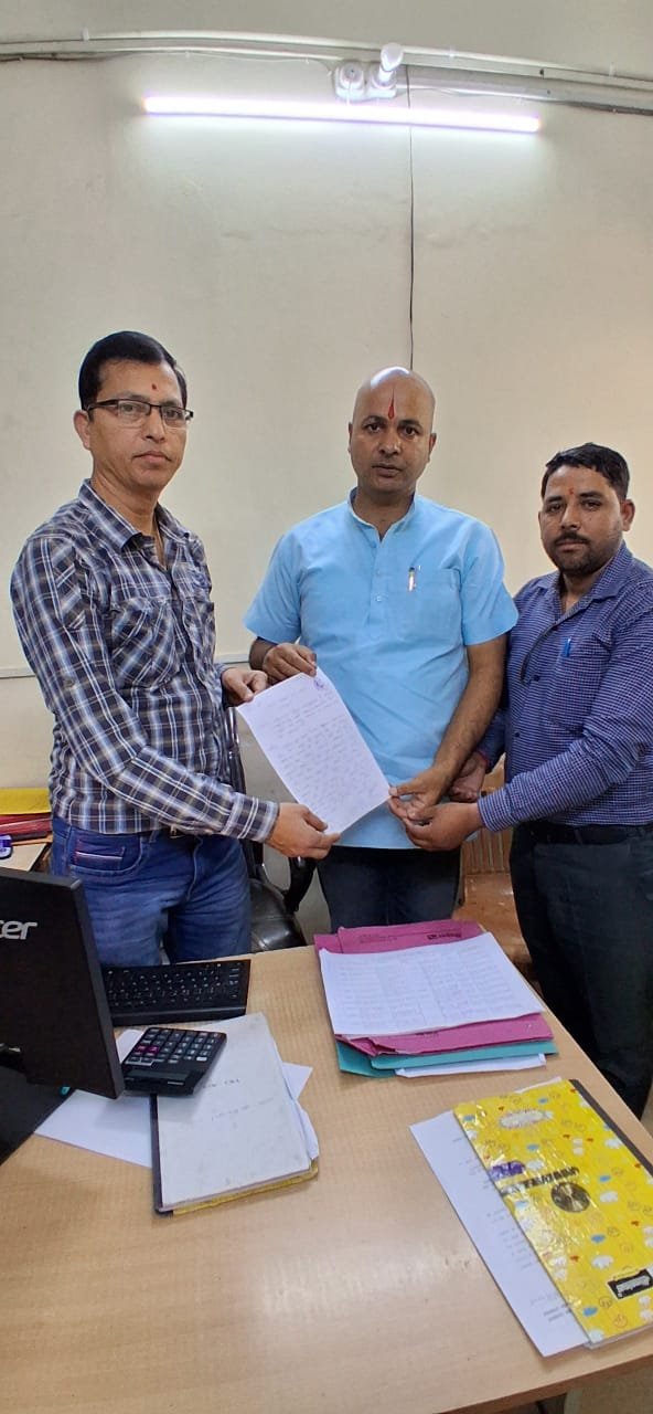 IMG 20251107 WA0049 पहाड़ से आने वाले किसानों को हल्द्वानी मंडी में मिलें बेहतर सुविधाएं, कांग्रेस नेता ने उठाई मांग