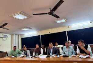 IMG 20251121 WA0011 नगर निगम हल्द्वानी-काठगोदाम बोर्ड बैठक में कई महत्वपूर्ण प्रस्ताव पारित