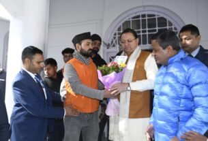 IMG 20251127 WA0036 कूटा अध्यक्ष प्रो. ललित तिवारी ने फिर उठाई संविदा शिक्षकों के वेतन बढ़ाने की मांग, सीएम धामी से की मुलाकात