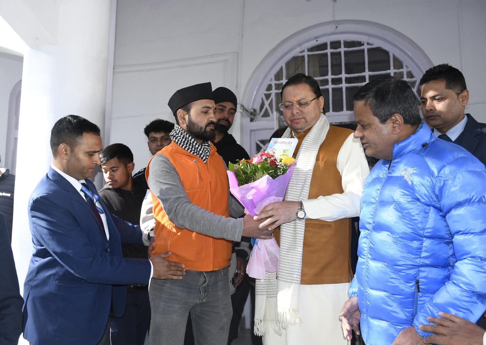 IMG 20251127 WA0036 scaled कूटा अध्यक्ष प्रो. ललित तिवारी ने फिर उठाई संविदा शिक्षकों के वेतन बढ़ाने की मांग, सीएम धामी से की मुलाकात