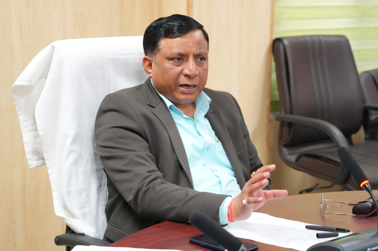 IMG 20251128 WA0004 मीडिया से बेहतर समन्वय बनाएं जिला सूचना अधिकारी : तिवारी