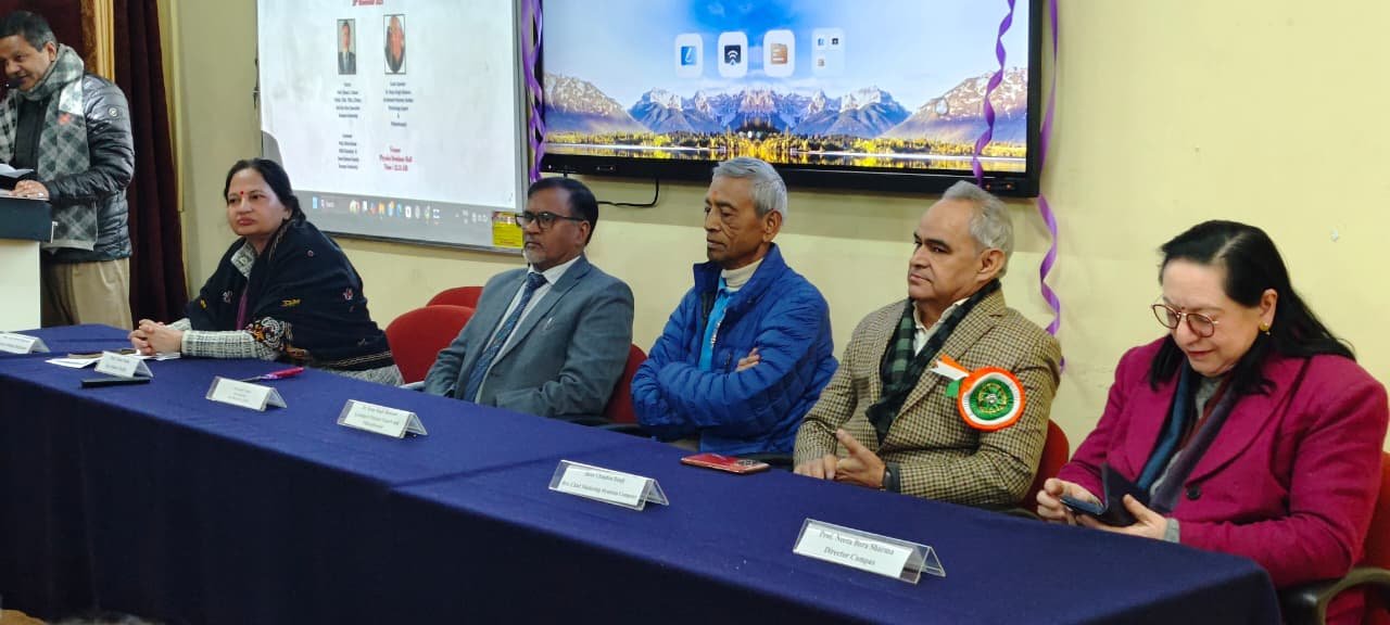 IMG 20251128 WA0006 डीएसबी कैंपस से निकले वैज्ञानिक डॉ. रूप सिंह भाकुनी ने छात्रों को दी सफलता की प्रेरणा