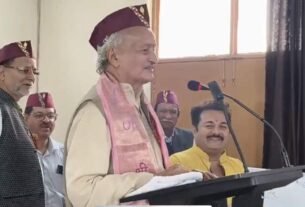 photo 08 रुद्रपुर में तीन दिवसीय राष्ट्रीय कुमाऊँनी भाषा सम्मेलन का हुआ उद्घाटन