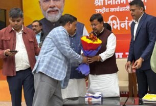 IMG 20251216 WA0006 ग्रामीण अर्थव्यवस्था की मजबूती पर जोर, आँचल दुग्ध संघ अध्यक्ष बोरा ने की भाजपा राष्ट्रीय अध्यक्ष से भेंट