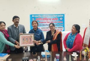 IMG 20251219 WA0019 डेकोरेटिव मोमबत्ती पर आधारित उद्यमिता विकास कार्यक्रम का समापन