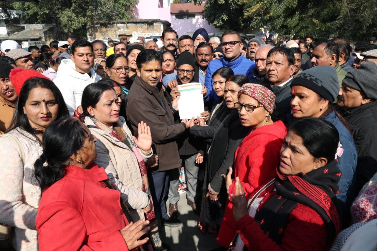 बांग्लादेश में हिंदू समुदाय पर हो रहे अत्याचारों को अविलंब रुकवाने की मांग, कांग्रेसजनों ने राष्ट्रपति को भेजा ज्ञापन 1 IMG 20260108 WA0025 बांग्लादेश में हिंदू समुदाय पर हो रहे अत्याचारों को अविलंब रुकवाने की मांग, कांग्रेसजनों ने राष्ट्रपति को भेजा ज्ञापन