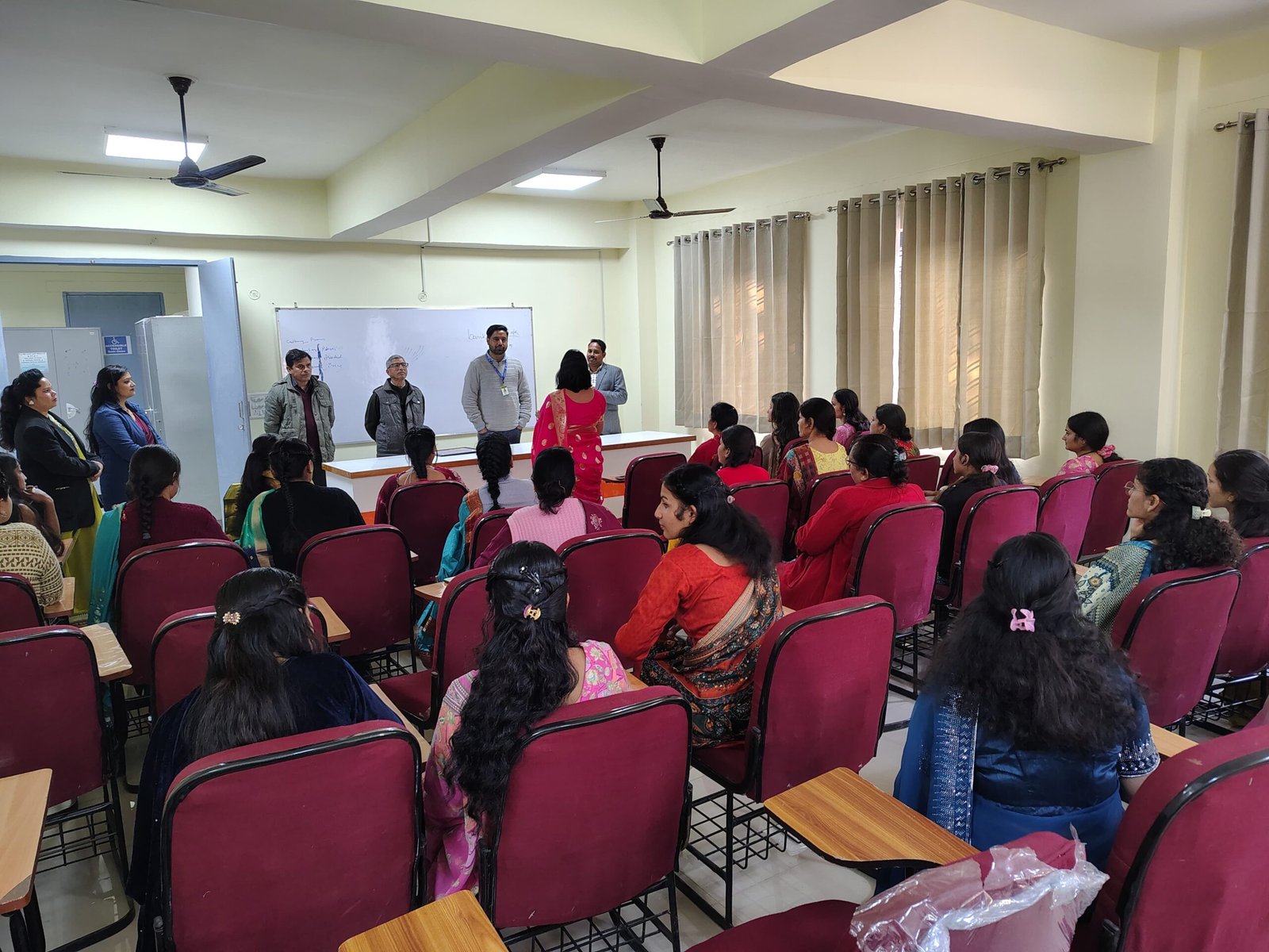 महिला प्रशिक्षुओं ने आरसेटी गौलापार में लगाई भव्य प्रदर्शनी 3 IMG 20260120 WA0022 scaled महिला प्रशिक्षुओं ने आरसेटी गौलापार में लगाई भव्य प्रदर्शनी