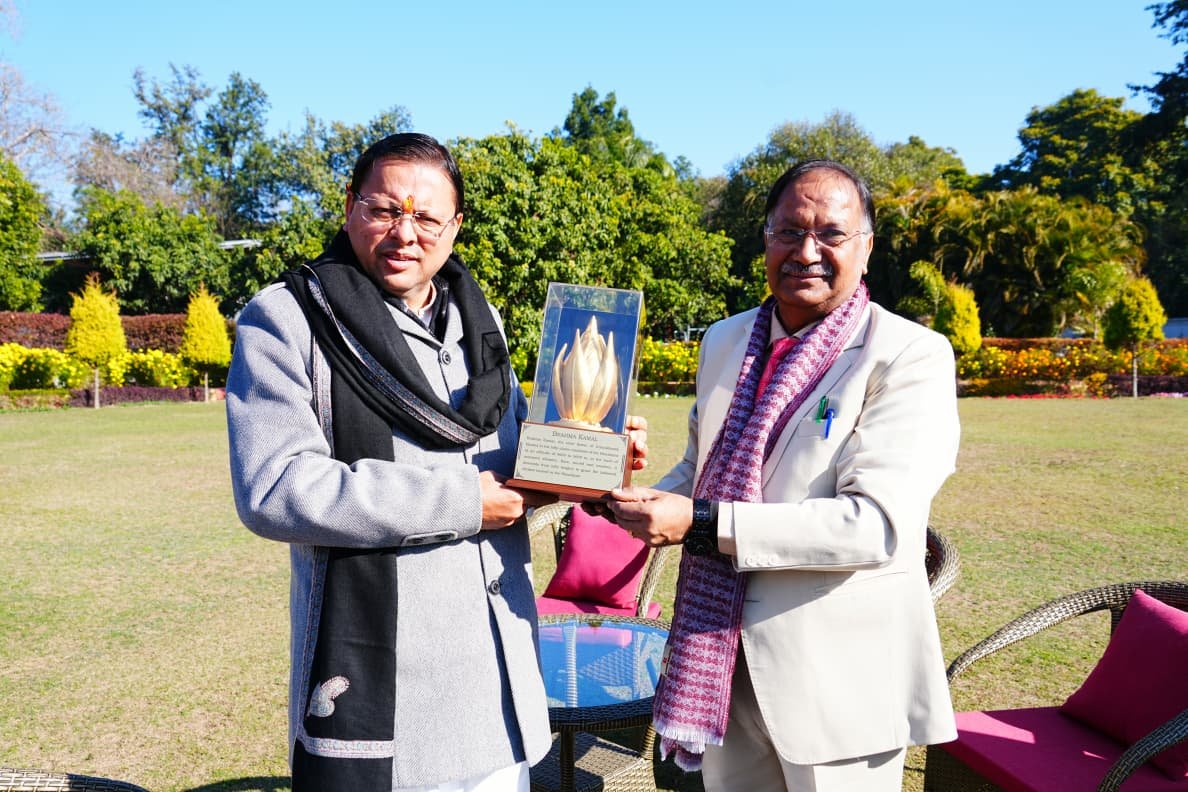 IMG 20260131 WA0019 सीएम धामी ने की यूओयू की अकादमिक उपलब्धियों की सराहना