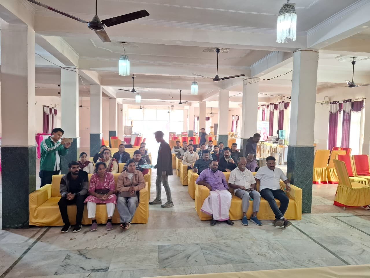 केरल से पहुंचे दुग्ध संघ प्रतिनिधिमंडल का हल्द्वानी में भव्य स्वागत, सहकारिता सहयोग पर जोर 2 IMG 20260214 WA0008 केरल से पहुंचे दुग्ध संघ प्रतिनिधिमंडल का हल्द्वानी में भव्य स्वागत, सहकारिता सहयोग पर जोर