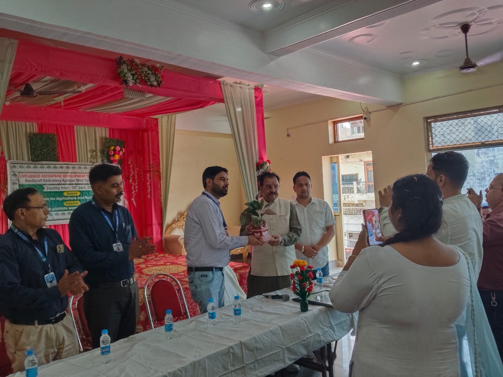 30 महिलाओं को मिलेगा एम्ब्रॉयडरी एप्लिक वर्क प्रशिक्षण 2 IMG 20260610 WA0010 30 महिलाओं को मिलेगा एम्ब्रॉयडरी एप्लिक वर्क प्रशिक्षण