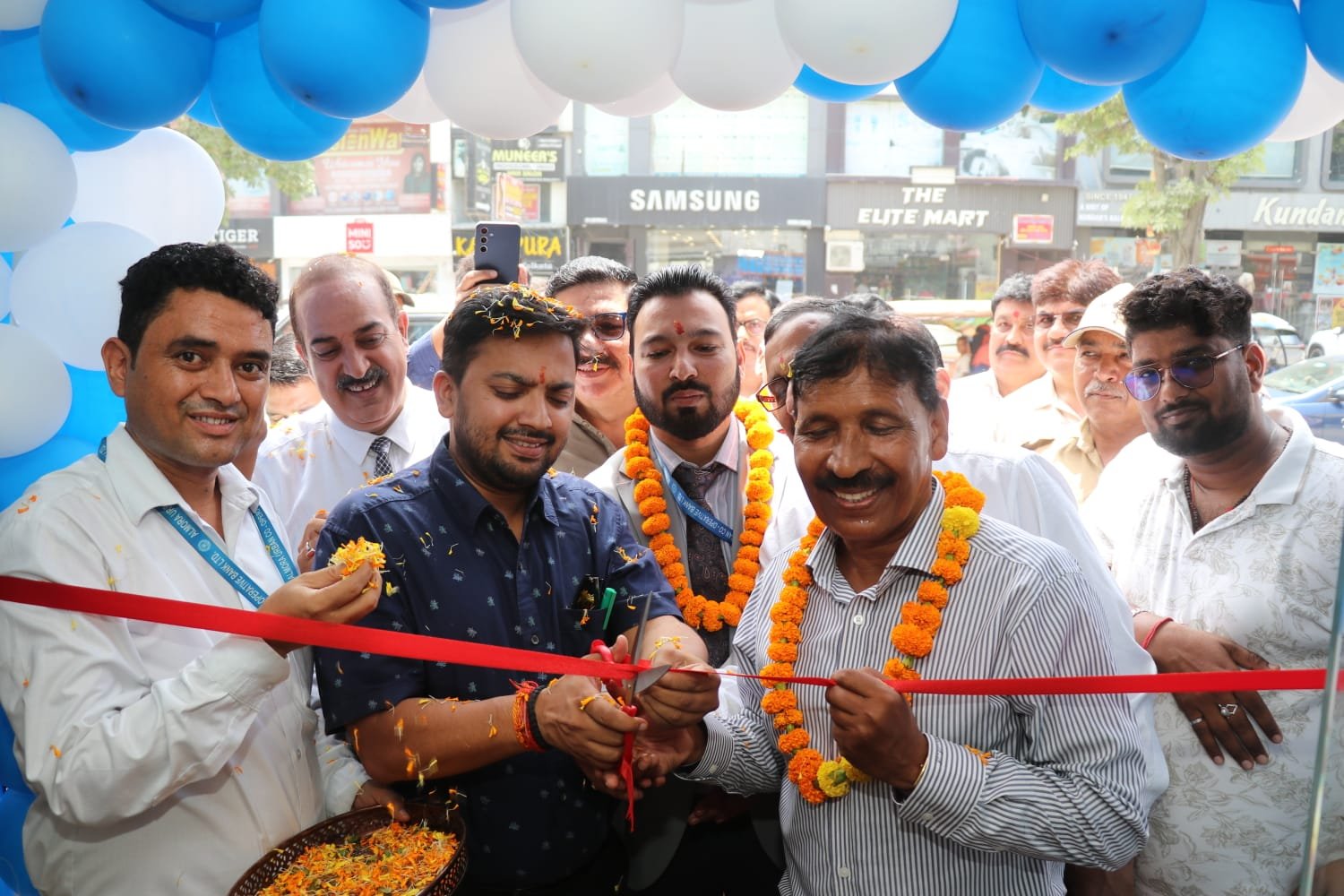 IMG 20260706 WA0037 अल्मोड़ा अर्बन को-ऑपरेटिव बैंक की 67वीं शाखा काशीपुर में शुरू, पहले दिन ही 1.10 करोड़ से अधिक की जमा