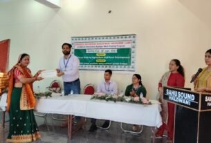IMG 20260707 WA0026 कौशल से आत्मनिर्भरता की उड़ान: नाबार्ड प्रशिक्षण पूरा, महिलाओं ने सांस्कृतिक प्रस्तुतियों से जीता दिल