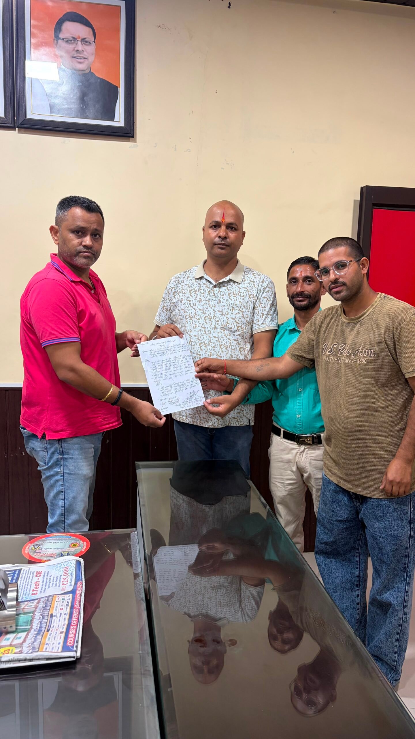 IMG 20260709 WA0034 scaled भीमताल की ग्रामीण सड़कों और किसानों की समस्याएं उठाई 