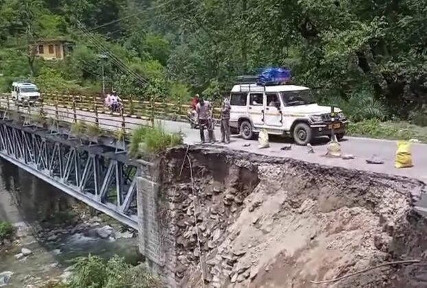 bhh राहत भरी खबर : 15 से 18 जुलाई तक सभी वाहनों के लिए खुलेगा अल्मोड़ा-क्वारब हाईवे