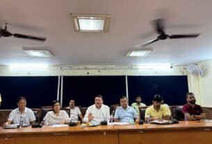 IMG 20260806 WA0038 हल्द्वानी नगर निगम बोर्ड की बैठक में 15अहम प्रस्ताव पारित, डोर-टू-डोर यूजर चार्ज के लिए मोबाइल एप लॉन्च
