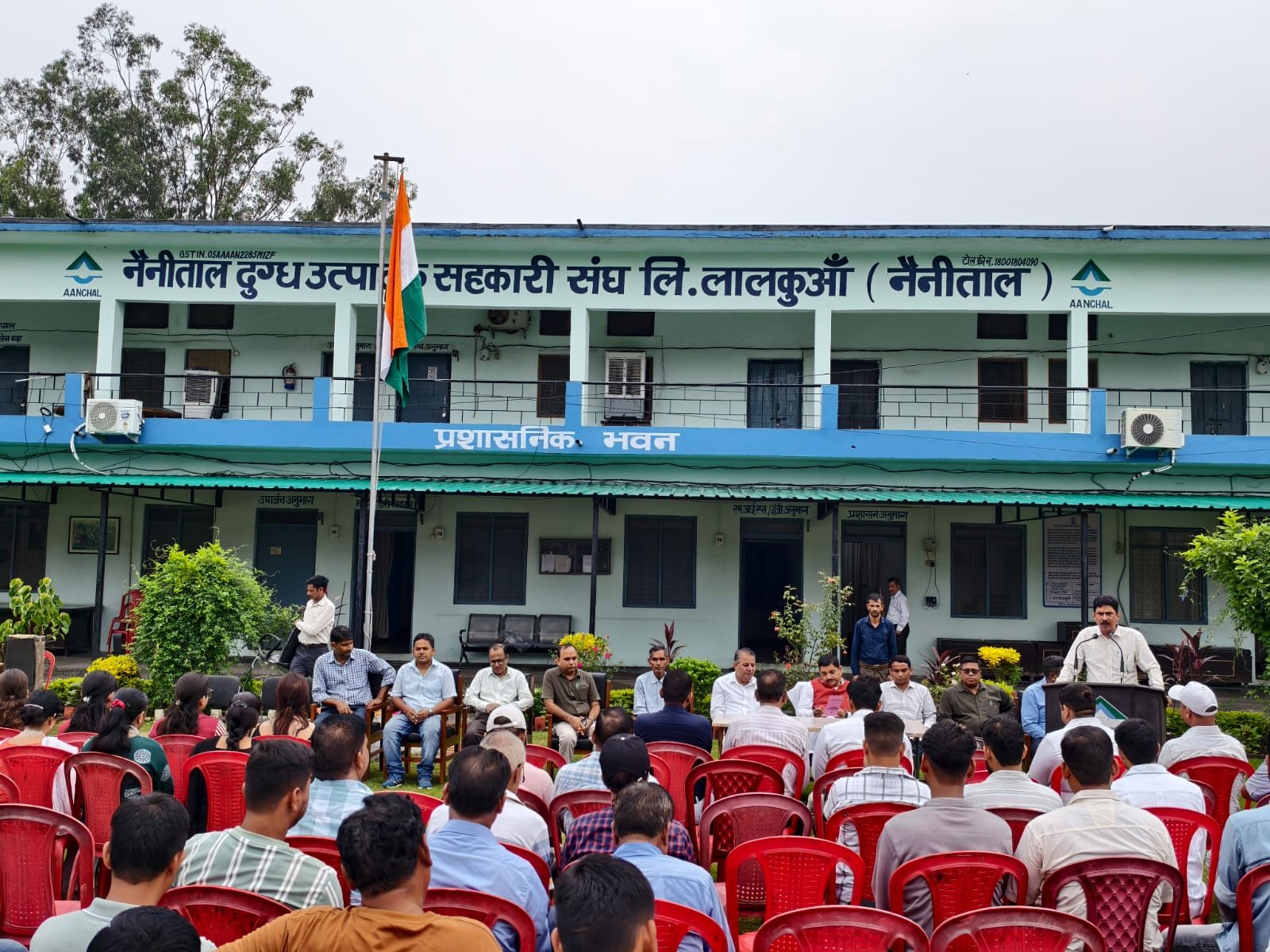 लालकुआँ : आंचल परिवार ने मनाया आजादी का जश्न, 705 समितियों में फहराया तिरंगा 2 IMG 20260815 WA0028 लालकुआँ : आंचल परिवार ने मनाया आजादी का जश्न, 705 समितियों में फहराया तिरंगा