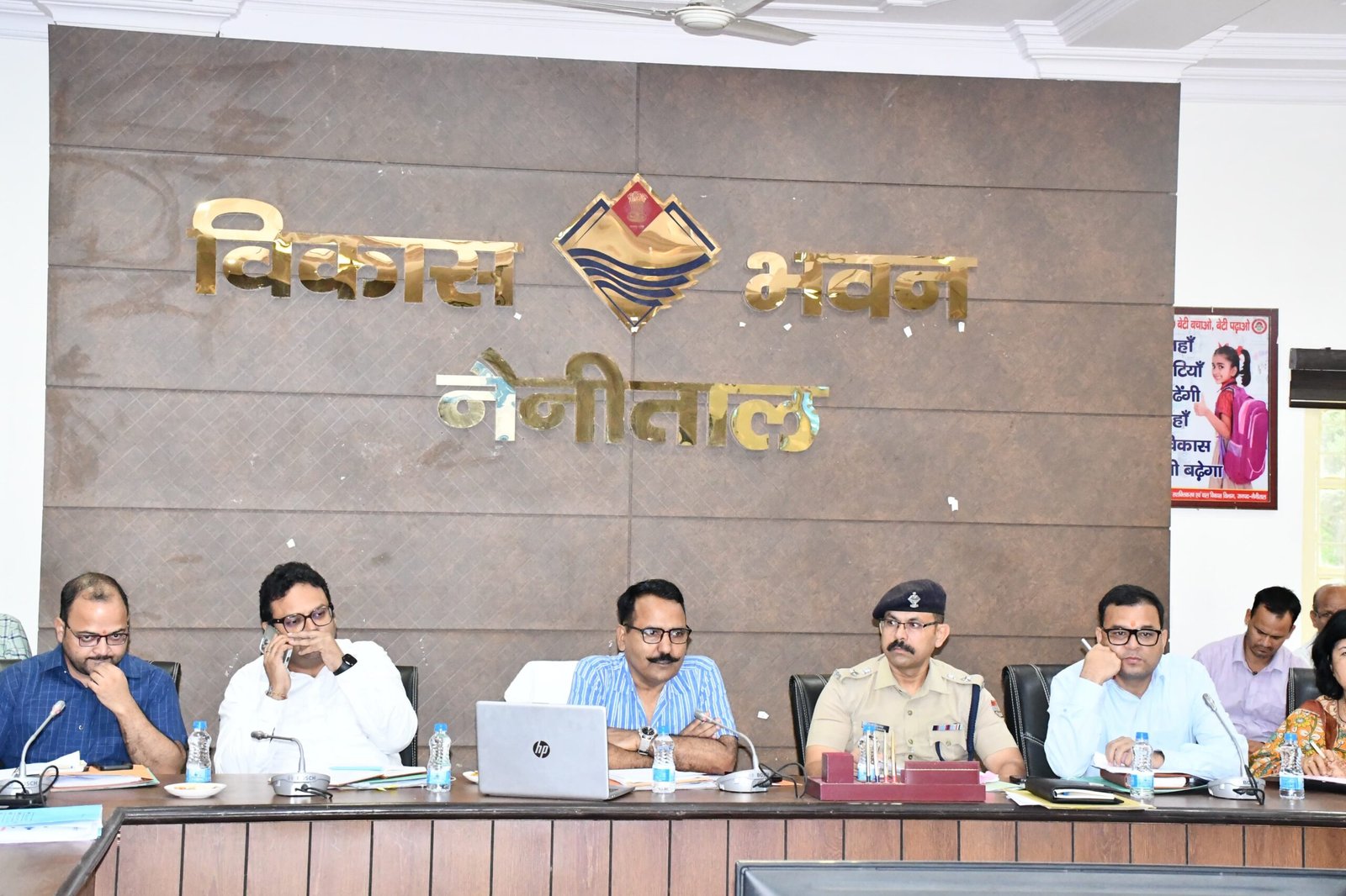 IMG 20260822 WA0029 scaled भीमताल : बजट खर्च में सुस्ती पर अधिकारियों को नोटिस, डीएम ने मांगा स्पष्टीकरण