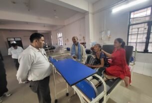 IMG 20260828 WA0037 सीएमओ ने नागरिक चिकित्सालय खटीमा का किया निरीक्षण, मरीजों से लिया स्वास्थ्य सेवाओं का फीडबैक