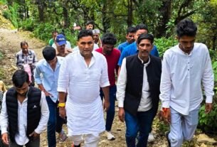 IMG 20260913 WA0020 धारी के आपदा प्रभावित क्षेत्रों में पहुंचे मंत्री कैड़ा, नुकसान का जायजा लेकर अधिकारियों को दिए राहत के निर्देश
