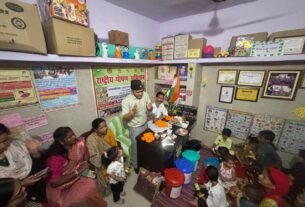 lotni लालकुआँ: आंगनबाड़ी केंद्रों में चला स्वच्छता जागरूकता अभियान, गीले-सूखे कचरे के पृथक्करण का दिया संदेश