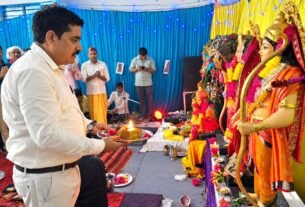 mukesh bora 1 विश्वकर्मा जयंती पर भक्तिमय हुआ आँचल दुग्ध संघ प्लांट, सुंदरकांड-हवन और आरती से गूंजा परिसर